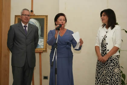 Zj. Lirie Berisha, Zj. Jozefina Topalli, Z. Ferdinand Xhaferaj